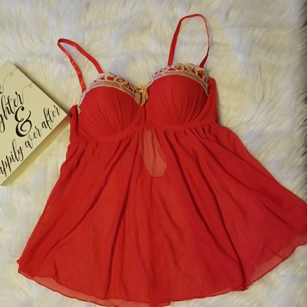 Sexy red babydoll